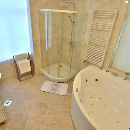 Apartment Kljuce *