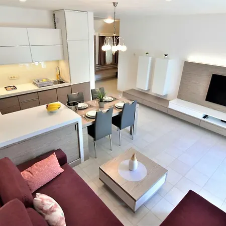 Kljuce Apartment *